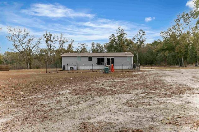 616 NE Hillside Terrace Street, Lee, FL 32059