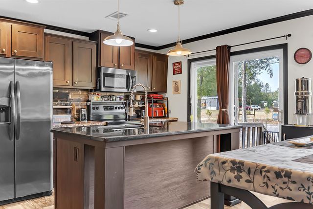 616 NE Hillside Terrace Street, Lee, FL 32059