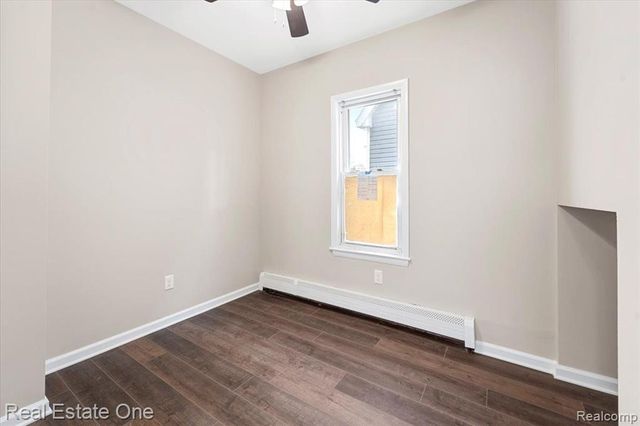 618 Walnut Street, Wyandotte, MI 48192