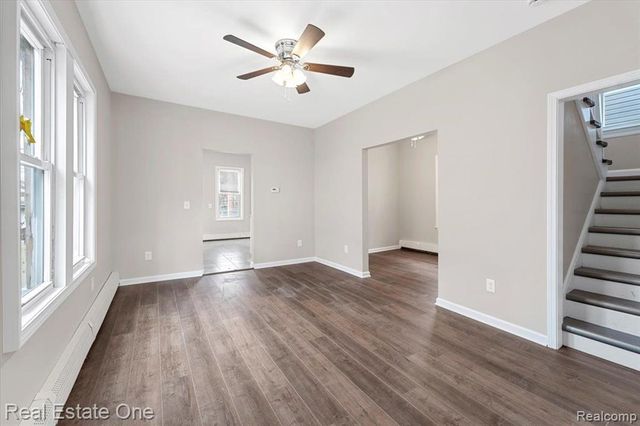 618 Walnut Street, Wyandotte, MI 48192