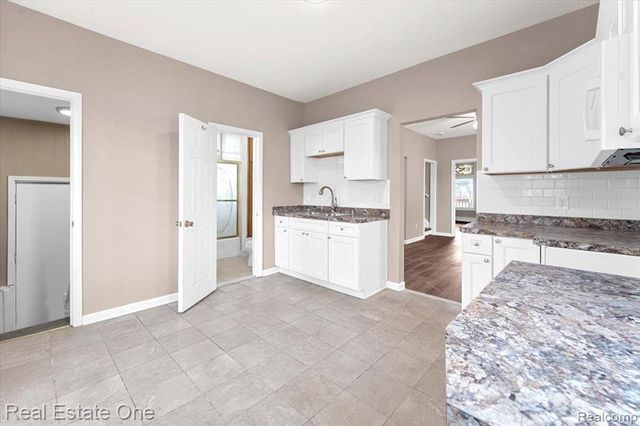 618 Walnut Street, Wyandotte, MI 48192