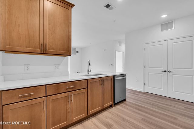 750 Lighthouse Drive 1101, Barnegat, NJ 08005