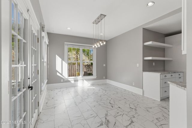 2720 FIELDSTON Lane, Jacksonville, FL 32207