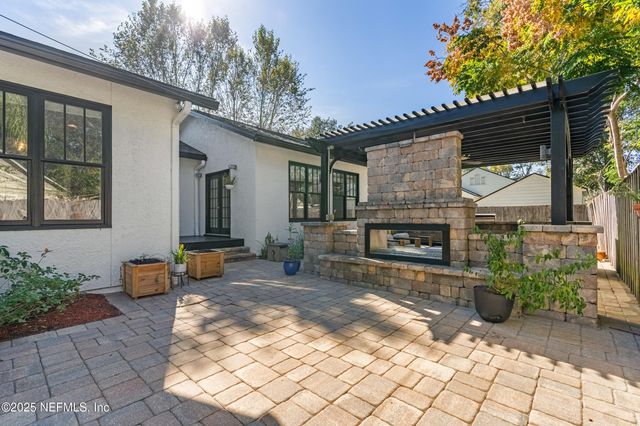 2720 FIELDSTON Lane, Jacksonville, FL 32207