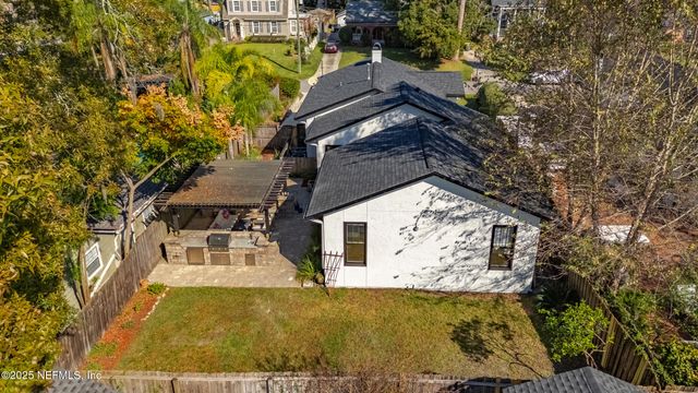 2720 FIELDSTON Lane, Jacksonville, FL 32207