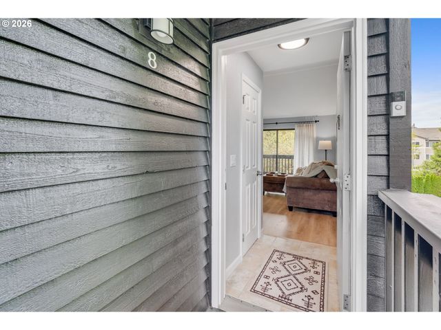 9455 Sw 146TH Ter D-8, Beaverton, OR 97007