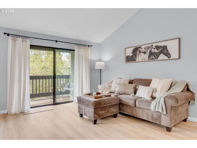 9455 Sw 146TH Ter D-8, Beaverton, OR 97007