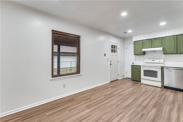 2710 Villa Boulevard, Fayetteville, AR 72703