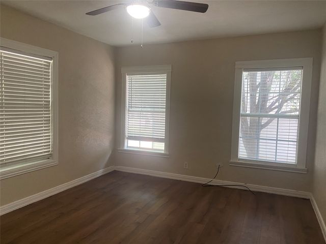 212 Washington Street, Garland, TX 75040