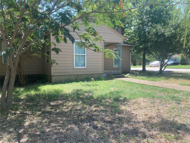 212 Washington Street, Garland, TX 75040