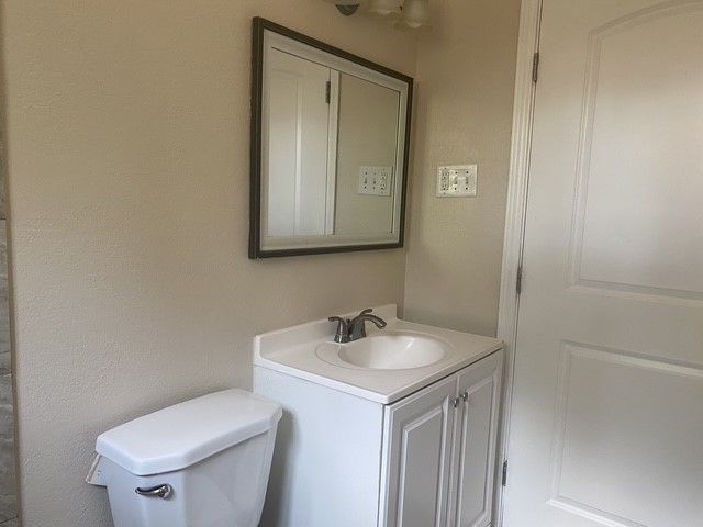 212 Washington Street, Garland, TX 75040