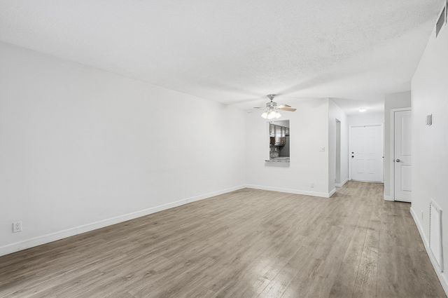 1400 NE 57th Street 304, Fort Lauderdale, FL 33334