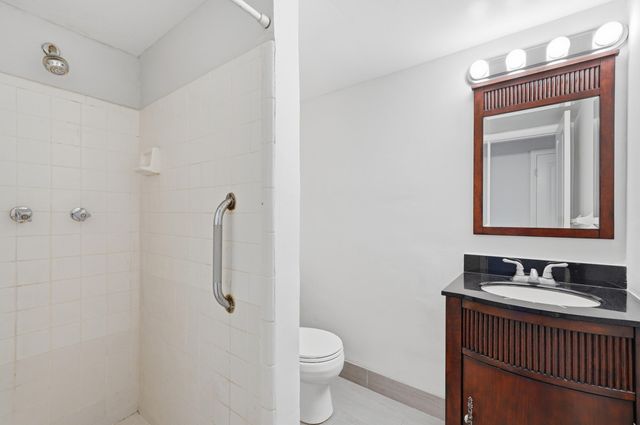 1400 NE 57th Street 304, Fort Lauderdale, FL 33334