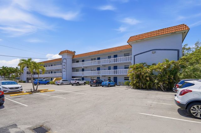 1400 NE 57th Street 304, Fort Lauderdale, FL 33334