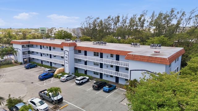 1400 NE 57th Street 304, Fort Lauderdale, FL 33334