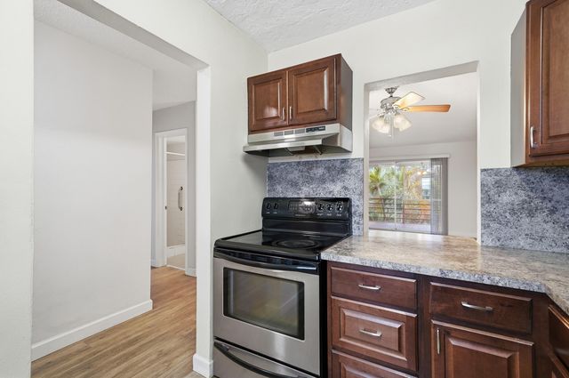 1400 NE 57th Street 304, Fort Lauderdale, FL 33334