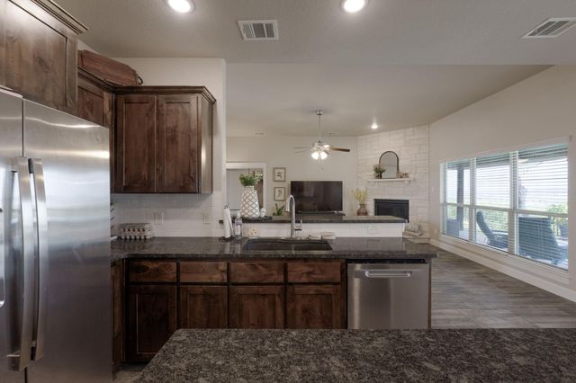 522 Skyline DR, Copperas Cove, TX 76522