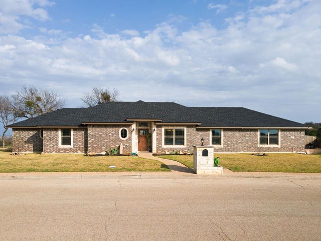 522 Skyline DR, Copperas Cove, TX 76522