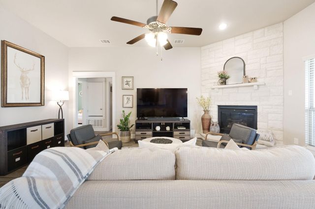 522 Skyline DR, Copperas Cove, TX 76522