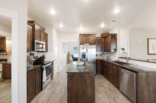 522 Skyline DR, Copperas Cove, TX 76522