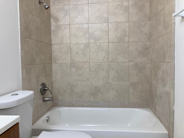 6124 LINCOLN Street N, Hollywood, FL 33024