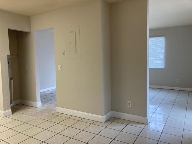 6124 LINCOLN Street N, Hollywood, FL 33024