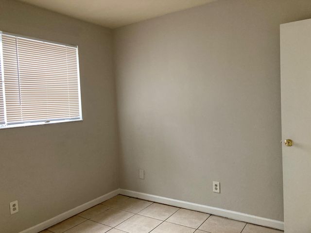 6124 LINCOLN Street N, Hollywood, FL 33024