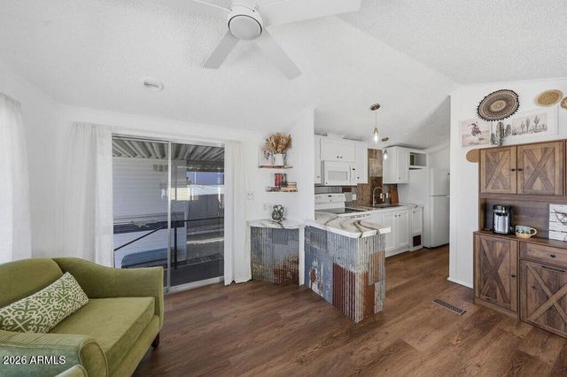 17200 W Bell Road 329, Surprise, AZ 85374