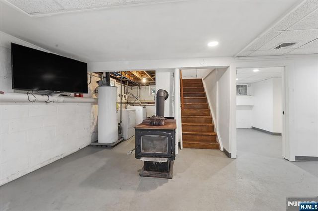 341 Skyline Drive, Ringwood, NJ 07456