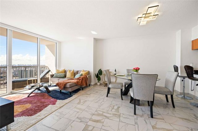 1750 N Bayshore Drive 5212, Miami, FL 33132