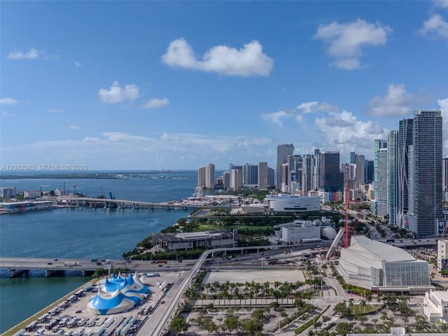 1750 N Bayshore Drive 5212, Miami, FL 33132