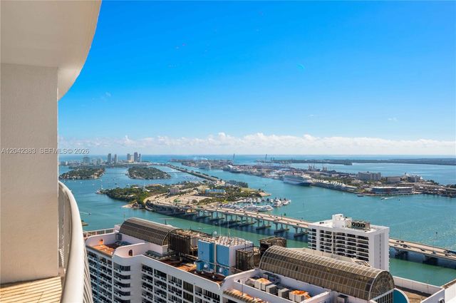 1750 N Bayshore Drive 5212, Miami, FL 33132