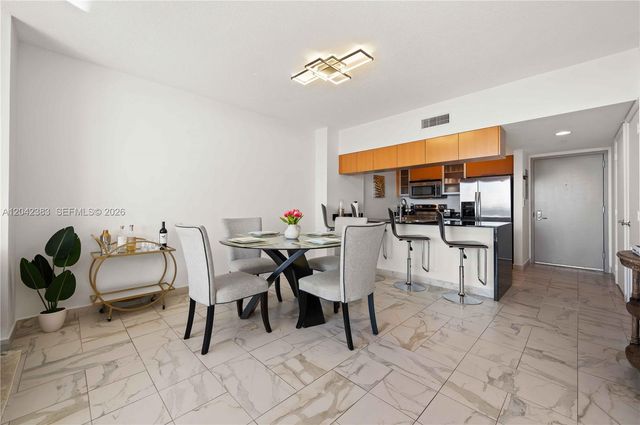 1750 N Bayshore Drive 5212, Miami, FL 33132