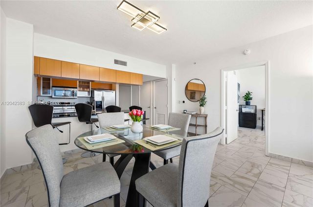 1750 N Bayshore Drive 5212, Miami, FL 33132