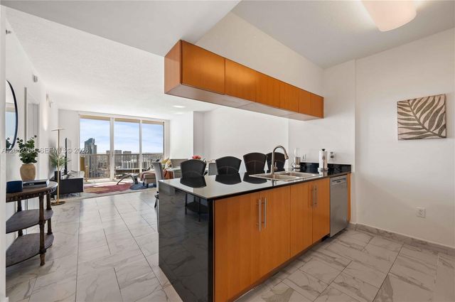 1750 N Bayshore Drive 5212, Miami, FL 33132