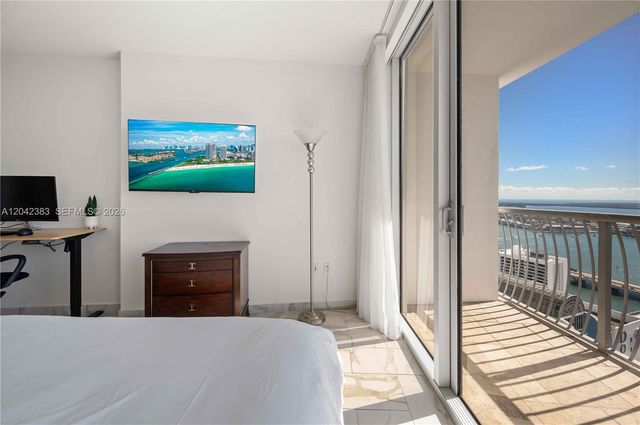 1750 N Bayshore Drive 5212, Miami, FL 33132