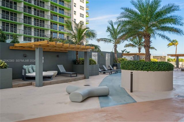 1750 N Bayshore Drive 5212, Miami, FL 33132