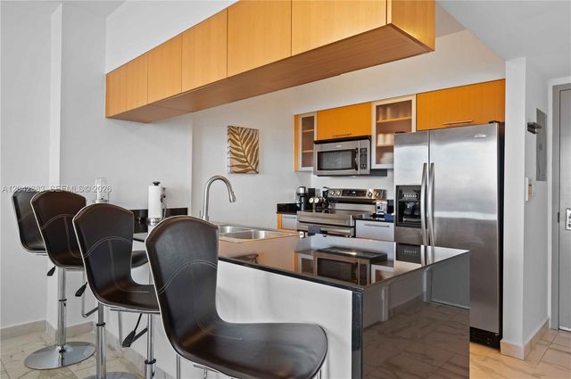 1750 N Bayshore Drive 5212, Miami, FL 33132