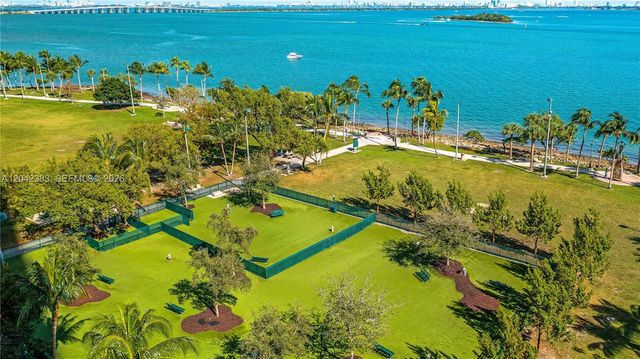 1750 N Bayshore Drive 5212, Miami, FL 33132