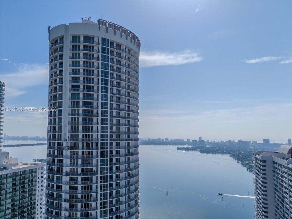 1750 N Bayshore Drive 5212, Miami, FL 33132