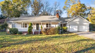 16 Timberwood SE Drive, Silver Creek, GA 30173