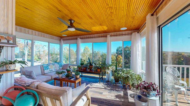 220 Timber Top Crossing SE, Cleveland, TN 37323