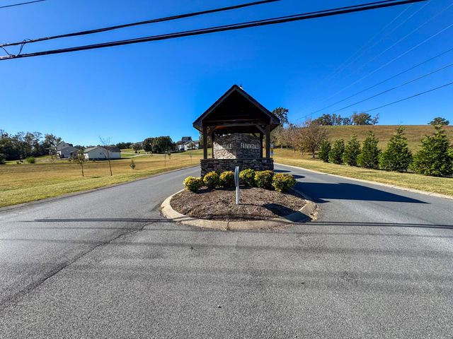 220 Timber Top Crossing SE, Cleveland, TN 37323