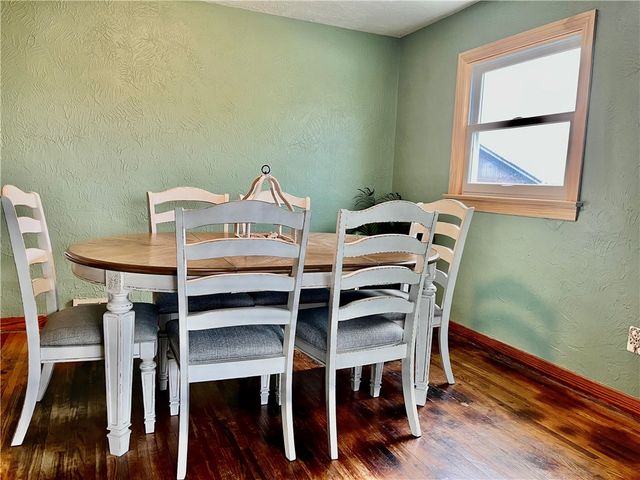 25 Andrews Ave, Hempfield Twp, PA 15644