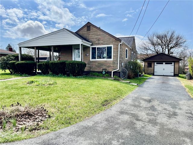 25 Andrews Ave, Hempfield Twp, PA 15644