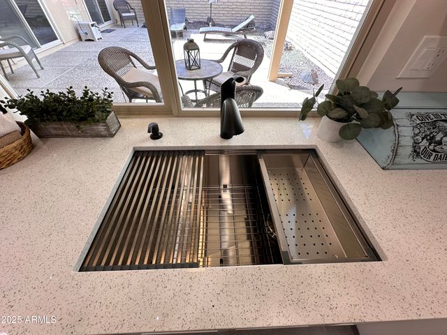 13636 N DEL WEBB Boulevard, Sun City, AZ 85351