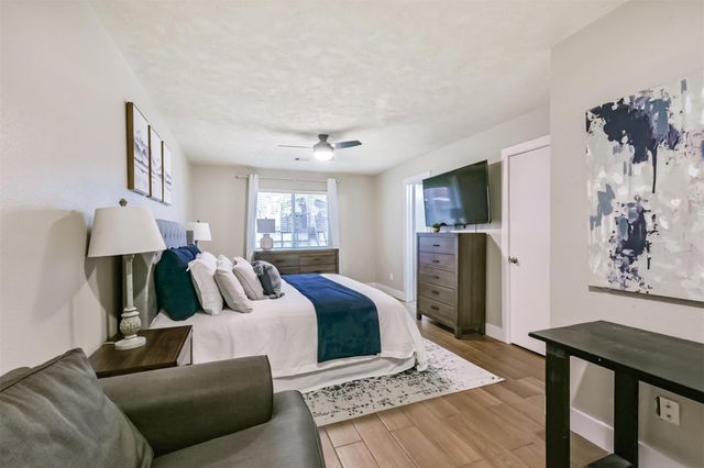 17131 Dorsal Way, Crosby, TX 77532