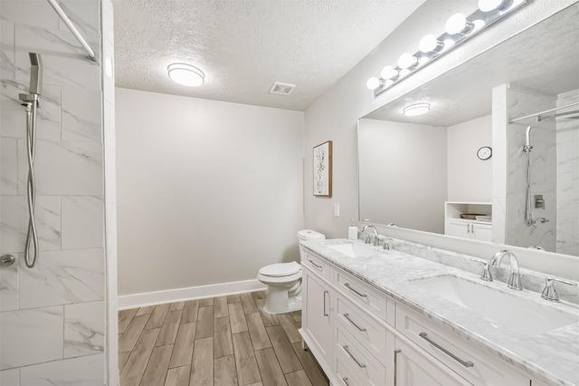 17131 Dorsal Way, Crosby, TX 77532