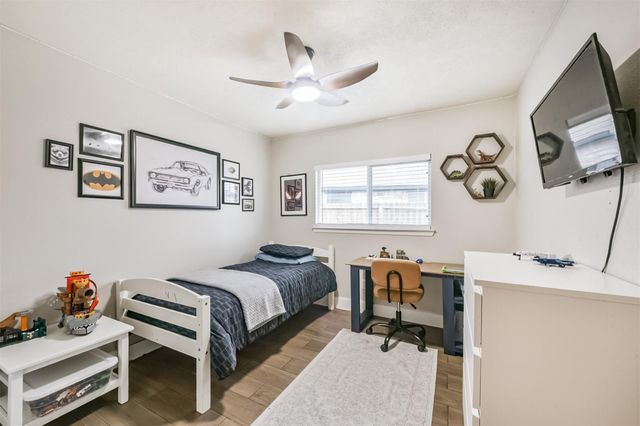 17131 Dorsal Way, Crosby, TX 77532