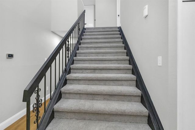 3048 Old Orchard Lane, Bedford, TX 76021